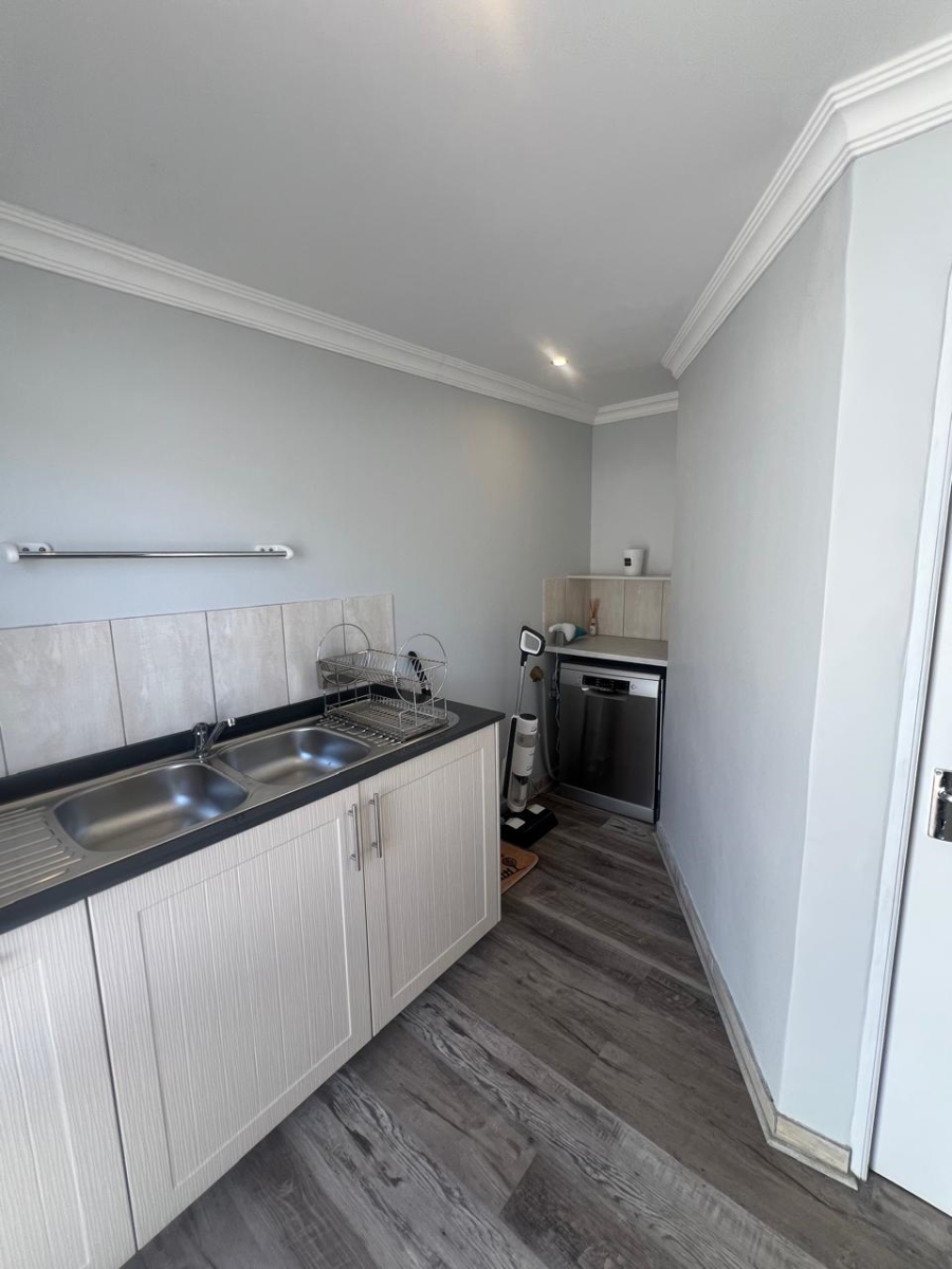 4 Bedroom Property for Sale in Da Gama Bay Western Cape